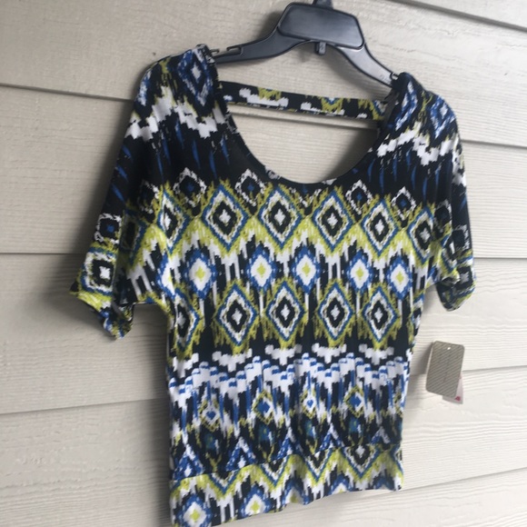 NWT Junior Abbreviated Cropped Top Tribal Print XS Blue Green Sexy Back - Picture 2 of 3